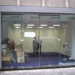 shop front door repair Northdale